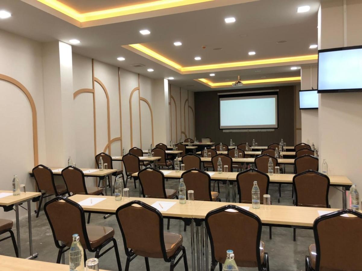 Nappiness Hotel - Sha Extraplus Bangkok Kültér fotó