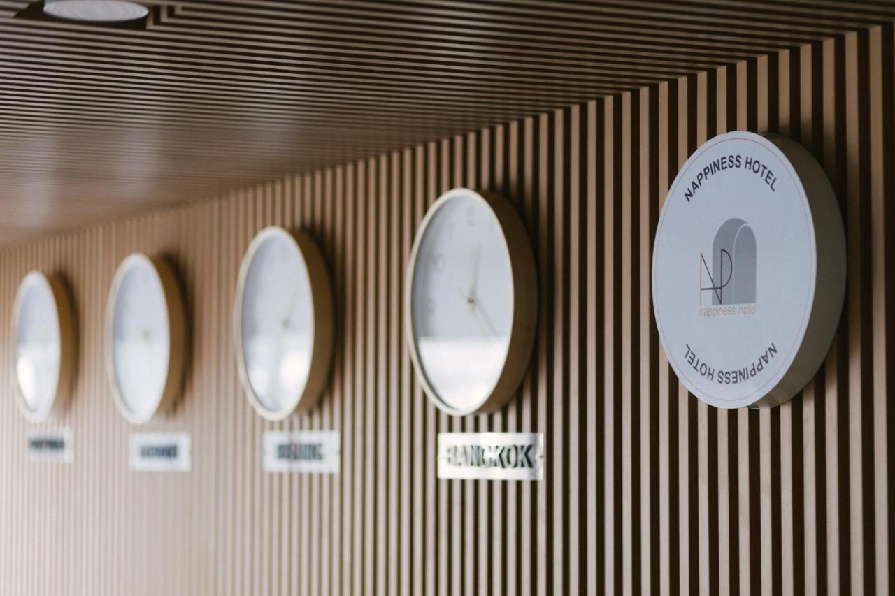 Nappiness Hotel - Sha Extraplus Bangkok Kültér fotó